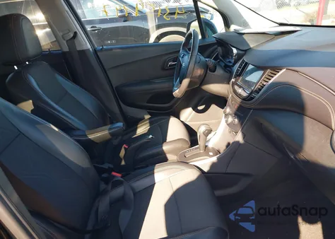 2018 Chevrolet Trax Lt from USA, damaged, VIN 3GNCJPSBXJL262394